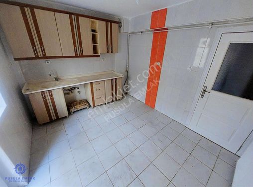 Ｐｕｓｕｌａ Ｅｍｌａｋ'ｄａｎ Merkezi Konumda 3+1 Masrafsız Kiralık Daire