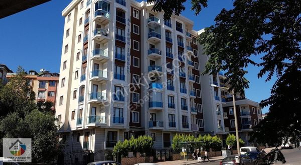 Ataşehir Esatpaşa Anacadde De Yeni Boyalı Boş Daire 3+1 110m2