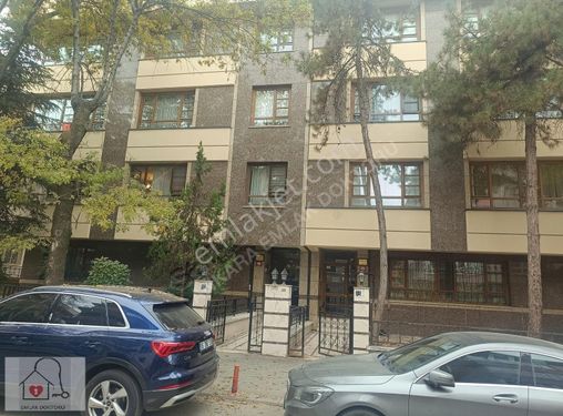 7. Caddeye Komşu Kapalı Otoparklı Eşyalı 4+1 Kiralık