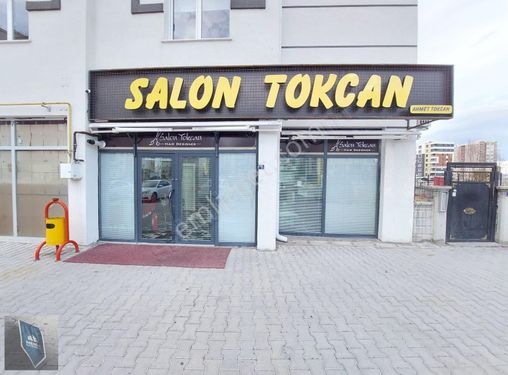 Zümrüt Mah. De 44 M² Devren Satılık Kuaför Salonu