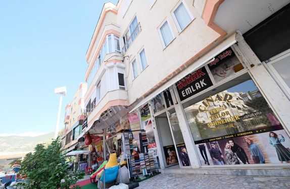 Alanya Saray Mahellesinde Satılık Dükkan