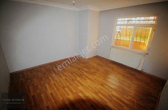 Ümraniye Site Mah. 1+1 70m2 Kiralık Giriş Kat Daire.