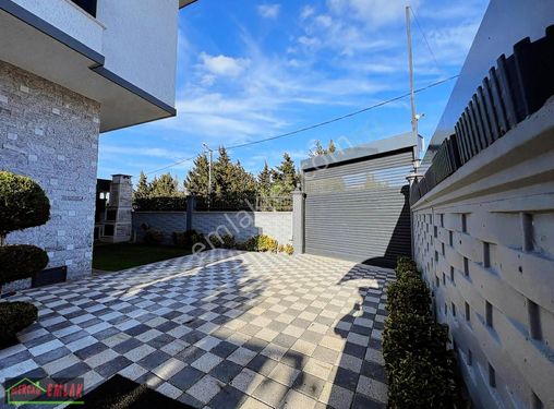 Müstakil Villa Gürpınar Sahilde