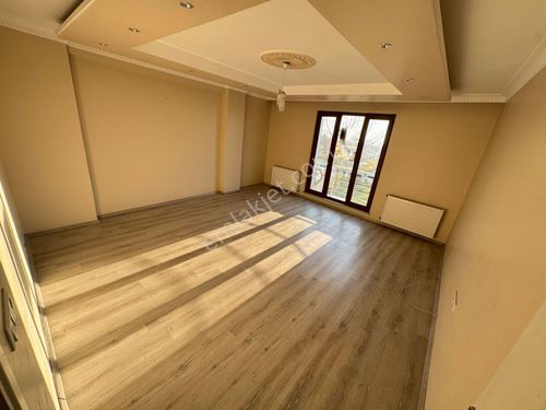 Home'dan Malkoçoğlu Mah'de Satılık 135m² 3+1 1kat Masrafsz Daire