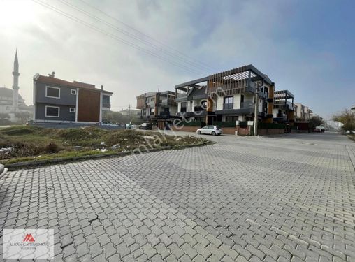 Villalar Bölgesinde 1 Değil 2 Değil Tam 3 Arsa 765 M2 Tek Fiyat