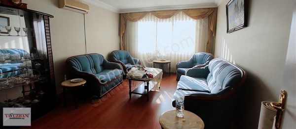 Beylikdüzü Büyükşehir Sitesi 3+1 Kiralık Eşyalı Daire