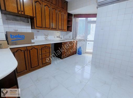 Merkezi Konum Kızılsarayda 3+1 150 M2 Asansörlü Boş