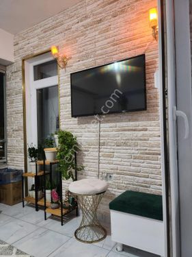 Satılık Geniş Yapılı Daire Orta Daire