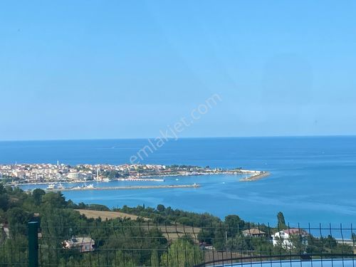 Sinop Gerze’de Eşsiz Deniz Manzaralı Önü Açık Villa Sahibinden Satılık