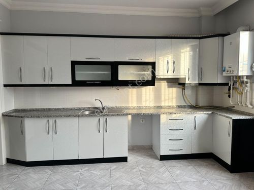 Babil Emlaktan Kiralık Üniversite Yanı 1+1 Eşyalı Kombili Daire