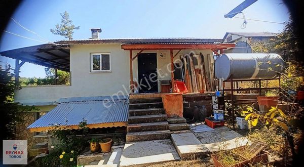 Remax Toros'tan Güzelyayla'da Satılık Müstakil Ev Ve Arsası