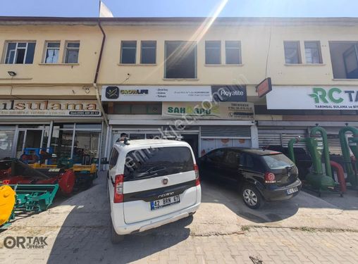 Ticaret Borsası Arkasında Satılık 300 M2 Dükkan