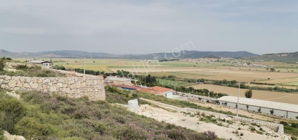 Maltepe Köyü Foça Yolu Üzerinde İmarlı Arsa