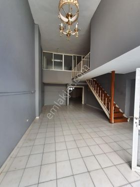 Sefaköy Merkezde E5 Yakın Kiralık 240m2 Dükkan