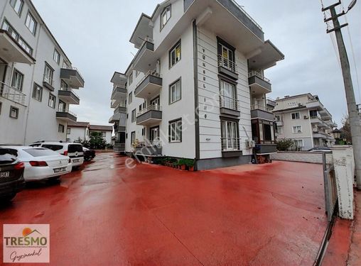 Gölcük Yazlık'ta Ulaşımı Kolay 3+1 Taşınmaya Hazır Ara Kat Daire