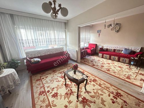 Namazgah'ta 3+1 Den 2+1 Çevrilmiş 120m2 2.kat Kombili Çift Cephe Bakımlı Daire