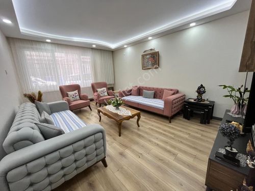 Agora Avm Karşısı Düzayak Ebeveyn Banyolu Ve Şık Dizayn 2+1daire