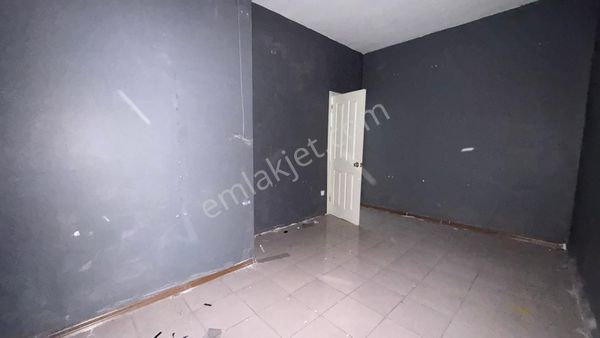 Kağıthane Gürsel Mh Kiralık Dükkan E-5 Paraleli Yokuşsuz Konum