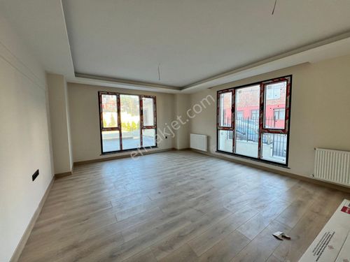 Kocasinan'da Sıfır 140m² Ebeveyn Banyolu 3,5+1 Satılık Daire