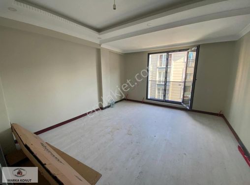 Mk Fatih'te 2+1 80m Yürüyüş Yolu İçi Satılık Daire 4.150.000 Tl