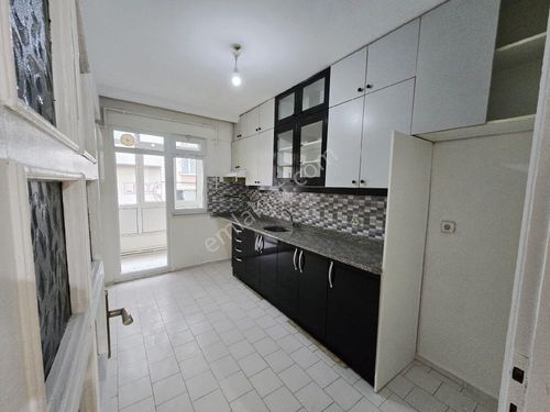 2.050.000 Tl İskanlı 3+1 145m2 1 Kat Şeyhsinan Mh