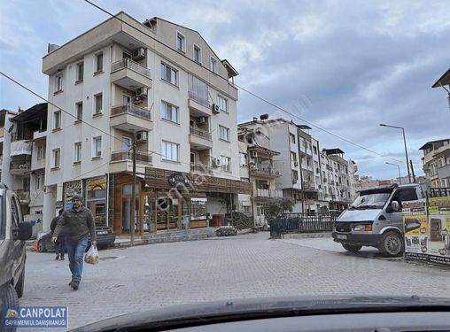 Dikili Merkez De Düz Lokasyonda Kiralık Dubleks