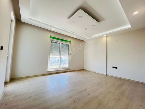 Emsalsiz Konumda Asansörlü Masrafsız 150 M2 Ayrı Mutfaklı 3+1 Daire!!