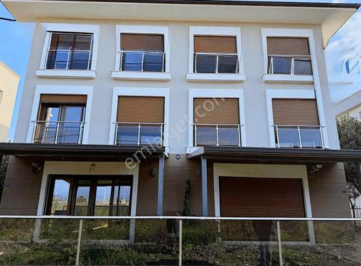 Sığacık Merkezde Denize 250mt Full Deniz Manzaralı Satılık Villa