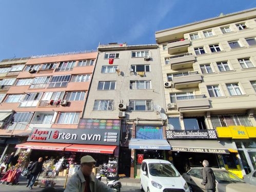 Kocamustafapaşa Sümbülefendi Camıı Karşısı 3+1 Çift Cephe 100 Mt Kiralık Daire