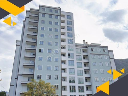 Dizayn Evler Sitesinde Şehir Manzaralı Sıfır 3+1 Kiralık Daire