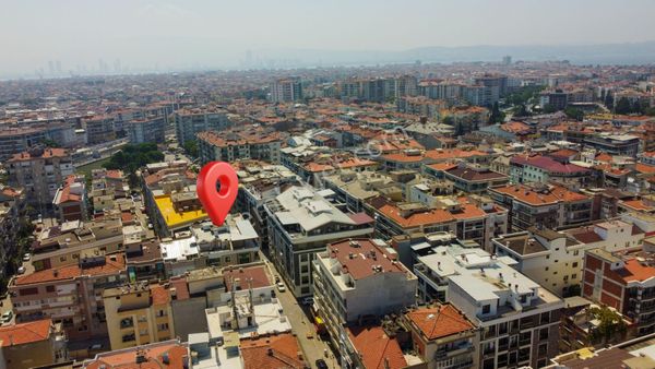 Karşıyaka Yalı Mah. 2 Banyolu Kapalı Mutfaklı Kiralık 2+1 Daire