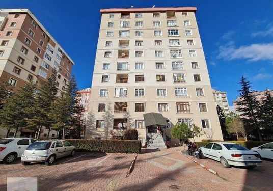 Uğur Emlak'tan Süzerkent Sitesinde 3+1 Bireysel Kombili Yapılı Temiz Kiralık Daire