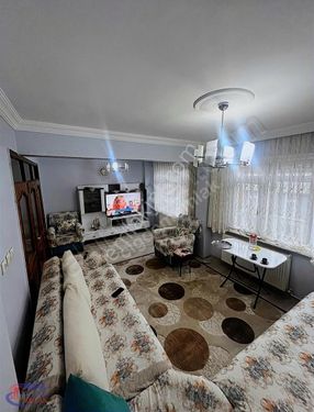 Esenler Davutpaşa 51.sokakta Satılık 2+1 100 M2 Ferah Daire