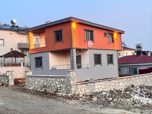 Sahibinden Satılık Elektrik Su Aboneliği Alınmış Geniş Ferah Lüks Villa.