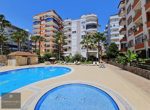 Alanya Mahmutlar'da Denize Sıfır Kiralık 3+1 Site İçi Daire