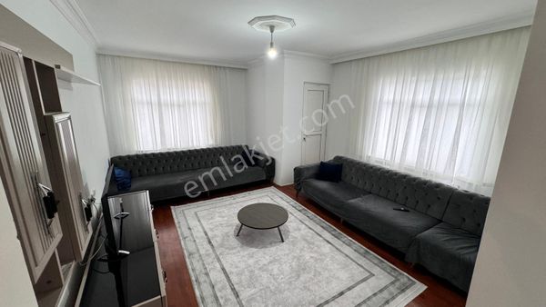 Sultangazi Esentepe Mahallesinde Site İçerisinde 2+1 Kiralık Daire