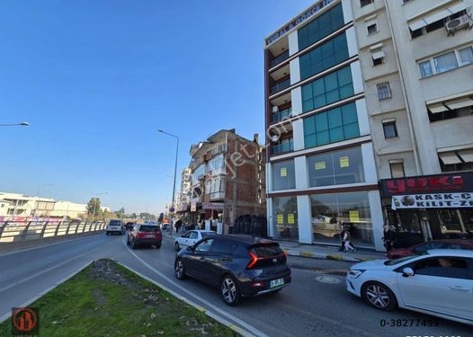 Balçovada Metro Yakını Anacaddede Sıfır Arakat 2+1 Kiralık Daire