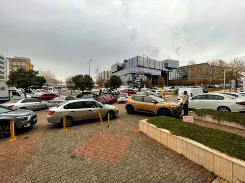 Kurtköy'de 45m2 Krediye Uygun Otoparklı Boş Satılık Ofis