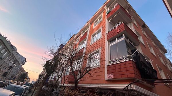 Paşa Emlak'tan Yeni Binada 2+1 80m2 Orta Kat Balkonlu Satılık Daire