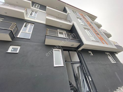 Burkent Mevkii Satılık 1+1 50m2 Sıfır Daire Ara Kat İskanlı