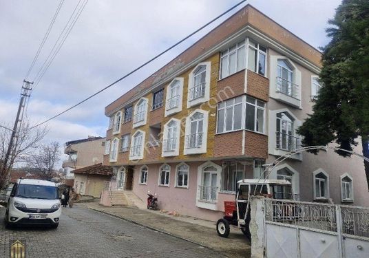 Anıt Emlaktan Satılık 3+1 Daire