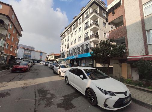 Oben'den Yeni Eşyalı 2+1 Küçükyalı Merkez'de Kiralık Daire