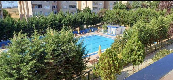 Silivri Çanta Çağdaşkent Sitesi'nde 3+1 Satılık Daire