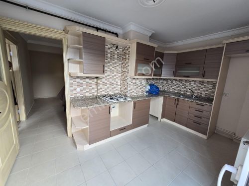 Balçovada Metro Yakını Yeni Binada,doğalgazlı,3+1,arakat Kiralık