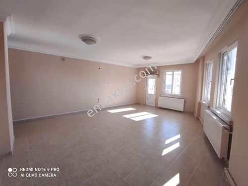 Yenişehir Pirireis Mahallesi Kiralık Daire Emlakjet
