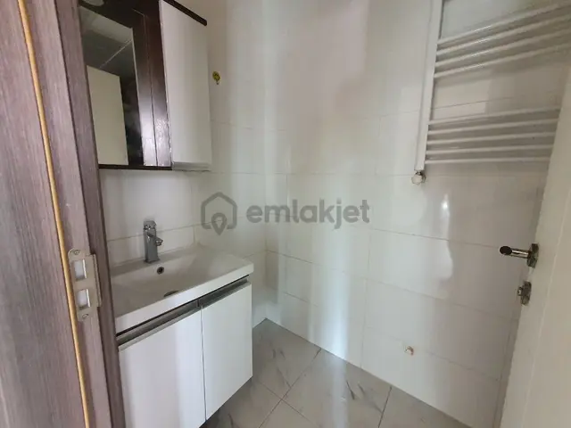 Bornova Da 1+1 Kiralık 3