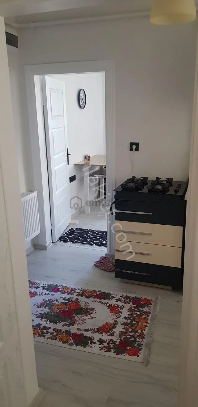 Dahibinden Tertemiz Daire Munübüs Onunden Geçıyor 1