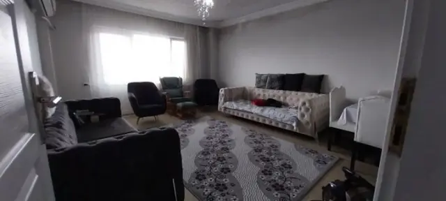 Adapazarı Kaymakamlık Yanında 3+1 Bakımlı Daıre 3