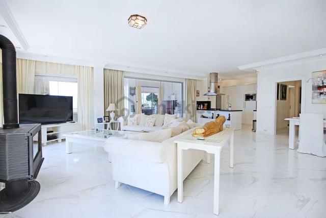 Alanya Yaylalı Mah.full Manzaralı Full Eşyalı Satılık 7+3 Villa 3
