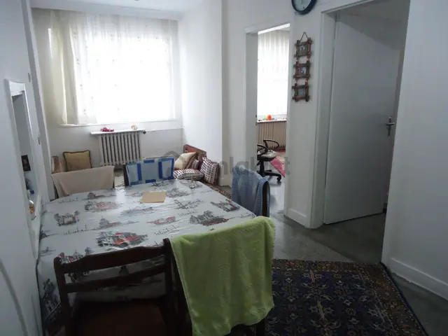 Bahcelide 2. Katta Ön 3+1 Metro Yakını Otoparklı Temiz 3